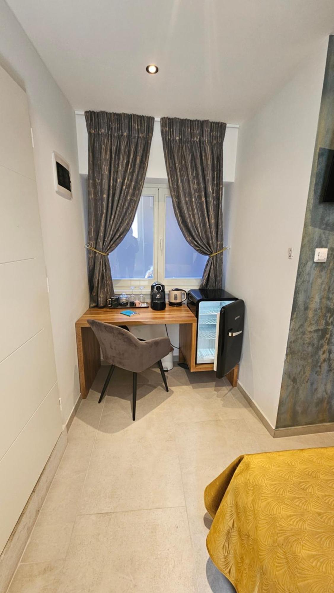 Dc II Downtown Apartment Rovinj Room photo