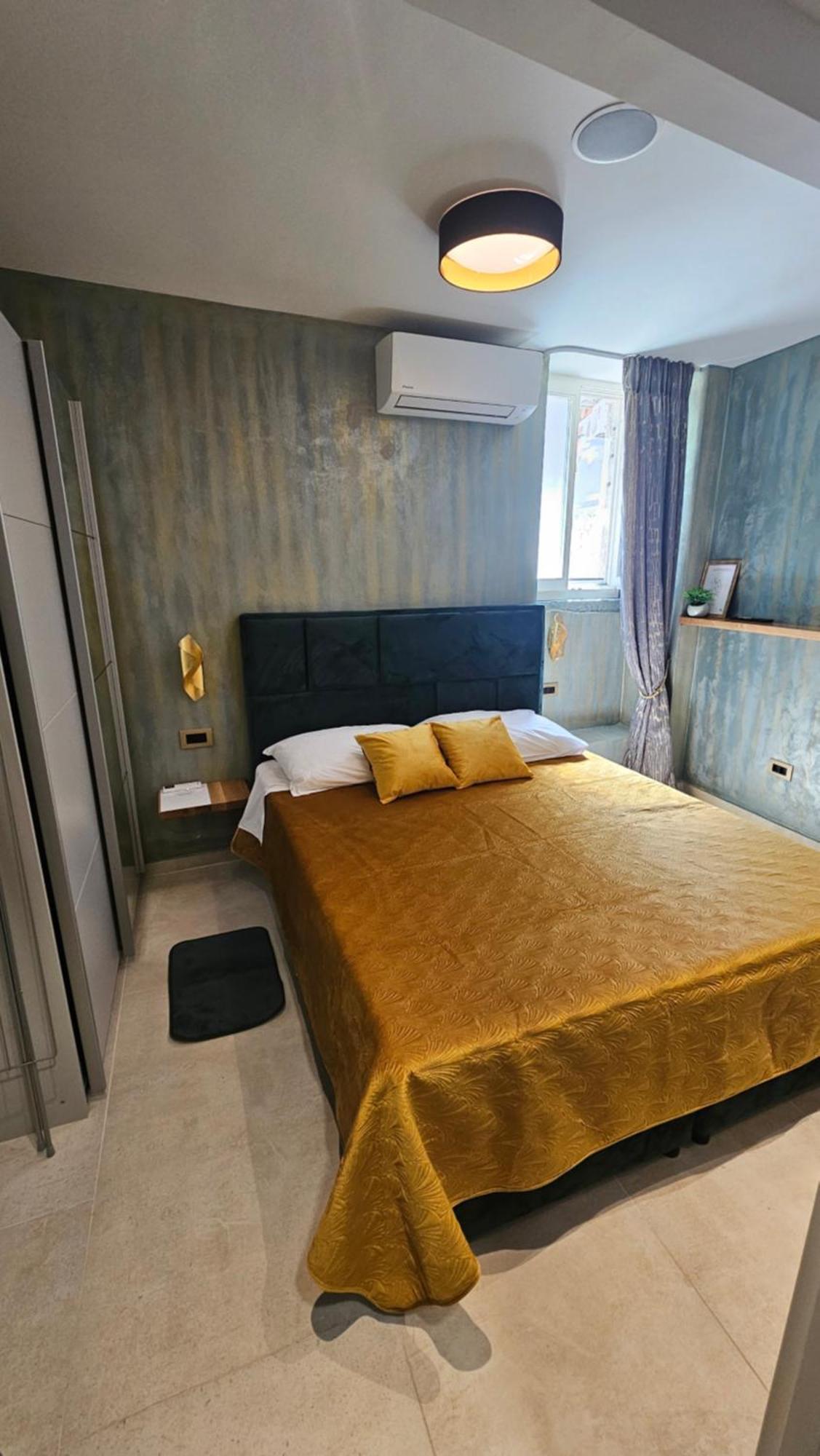Dc II Downtown Apartment Rovinj Room photo